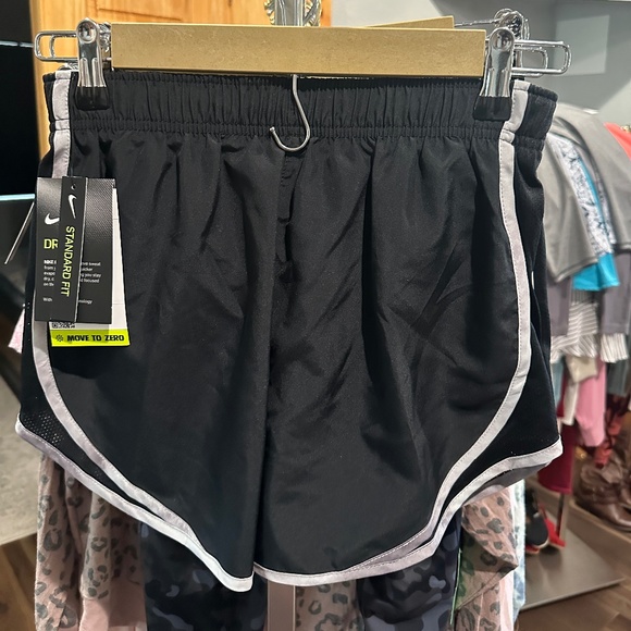NWT Nike Black Running Shorts - Picture 2 of 4